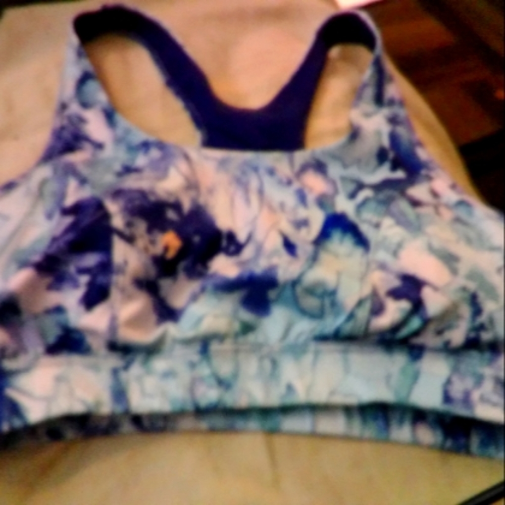 Tek gear size S medium support sports bra